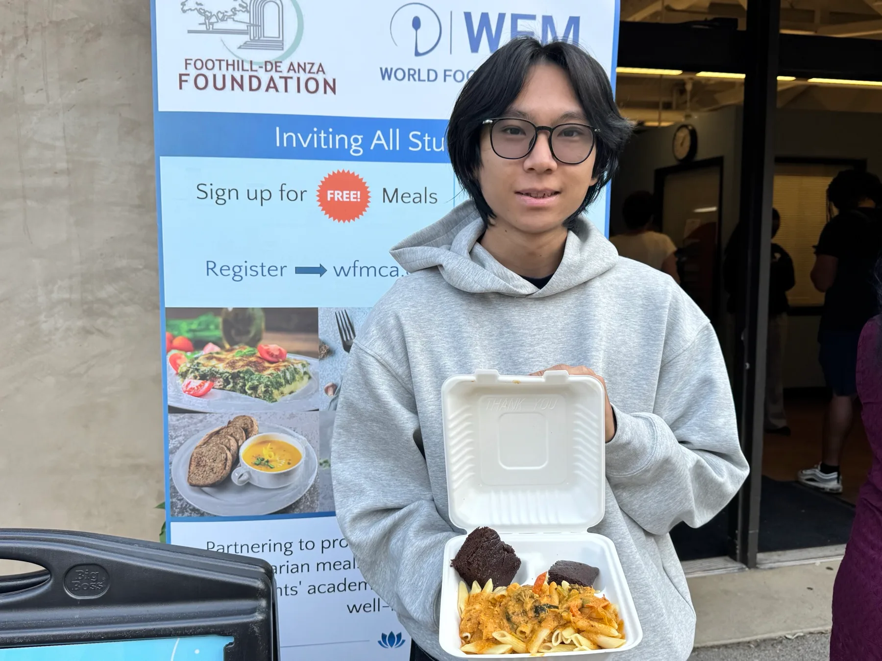 A freshly prepared plant-based meal ready to serve